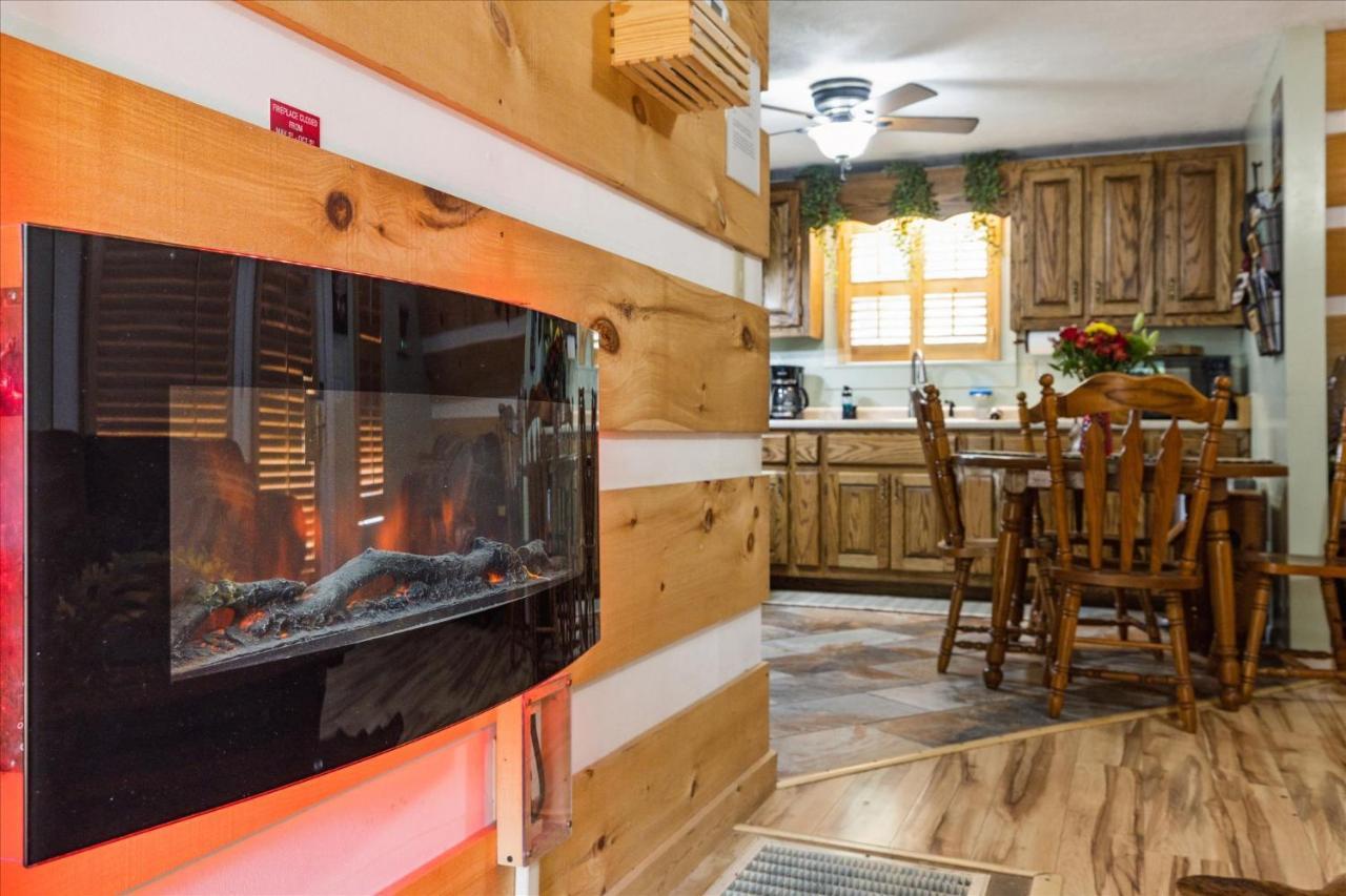 Smokey Max Chalet Sevierville Buitenkant foto
